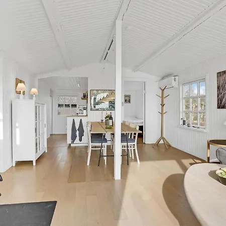 Dom wakacyjny Stunning In With Kitchen *